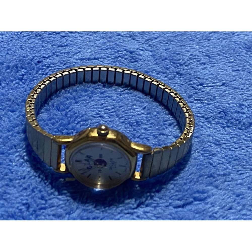Gold Watch - Picture 3 of 6